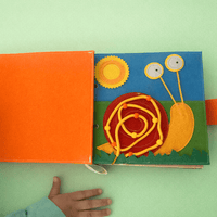 Busy Bear - My First Busy Book - Wondertivity