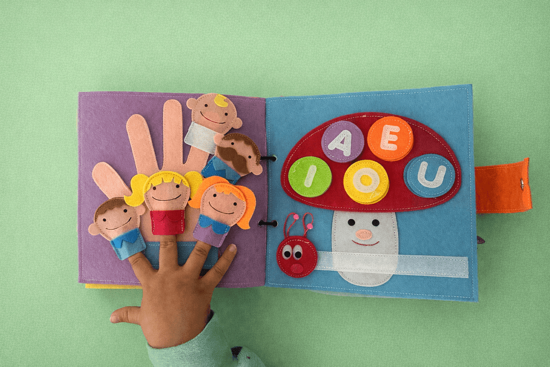 Busy Bear - My First Busy Book - Wondertivity